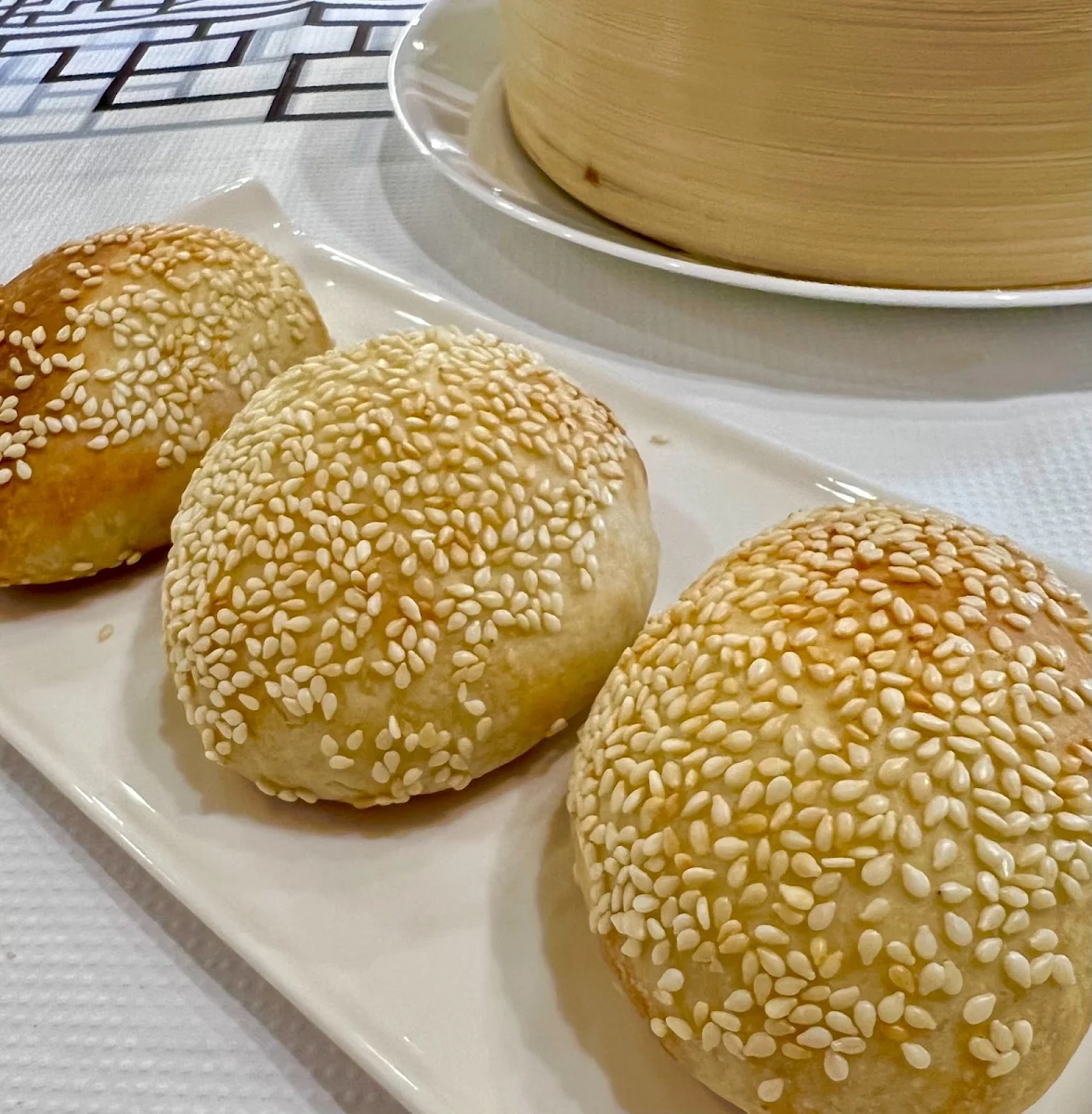 Panfried Pork Buns Shengjian Bao 4 pcs 生煎包4个